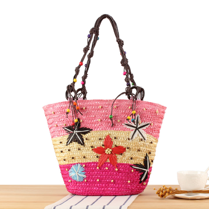 Handcrafted beach bag with cheerful floral patterns Bowlift