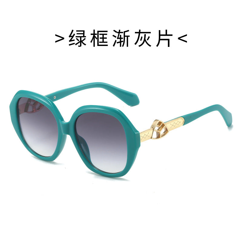 Women's Oversized Sunglasses with Golden Accents Bowlift