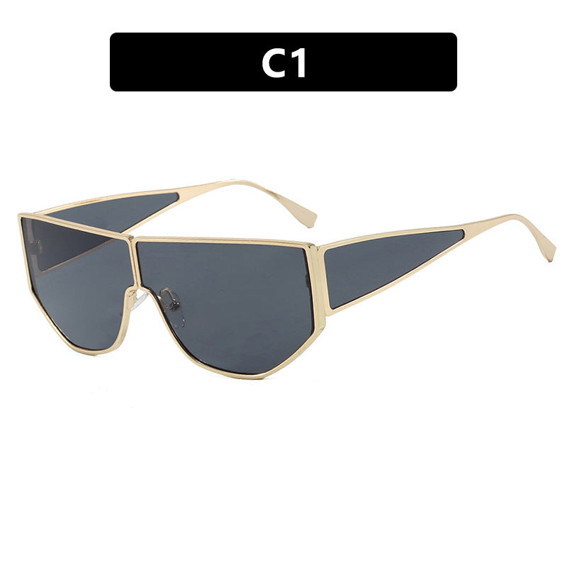 Women's trendy oversized sunglasses with distinctive geometric design Bowlift