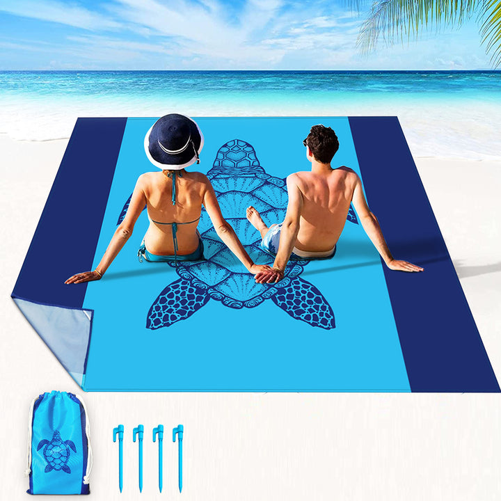 Beach blanket with maritime turtle motif Bowlift