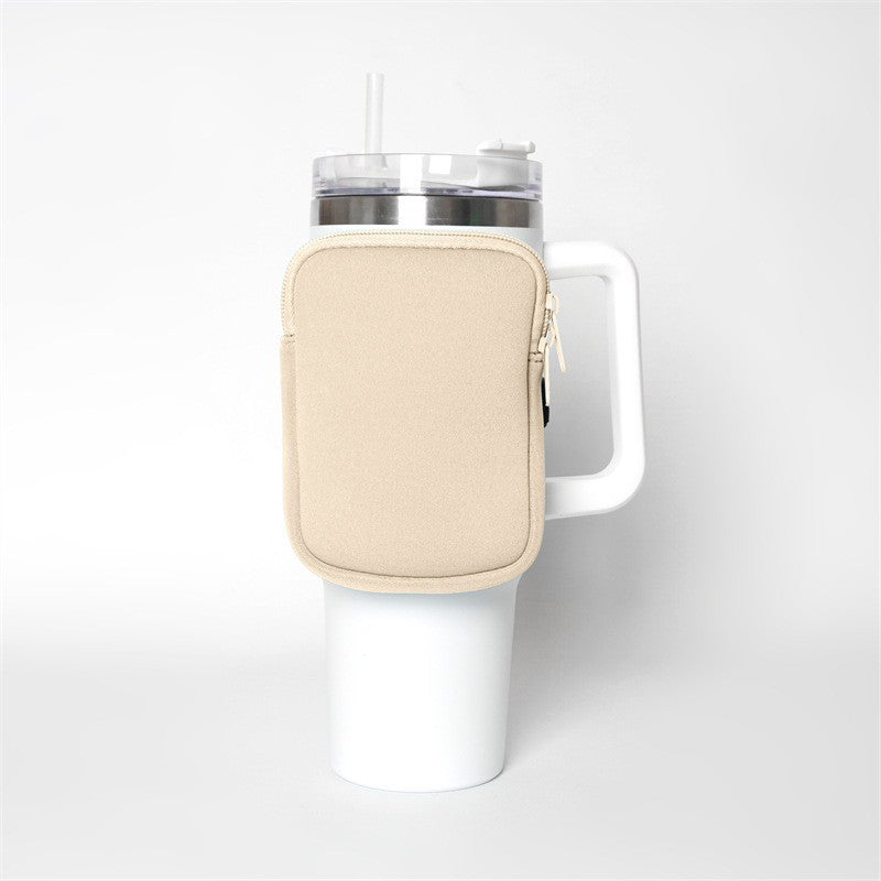 Unisex cup holder with practical pocket Bowlift