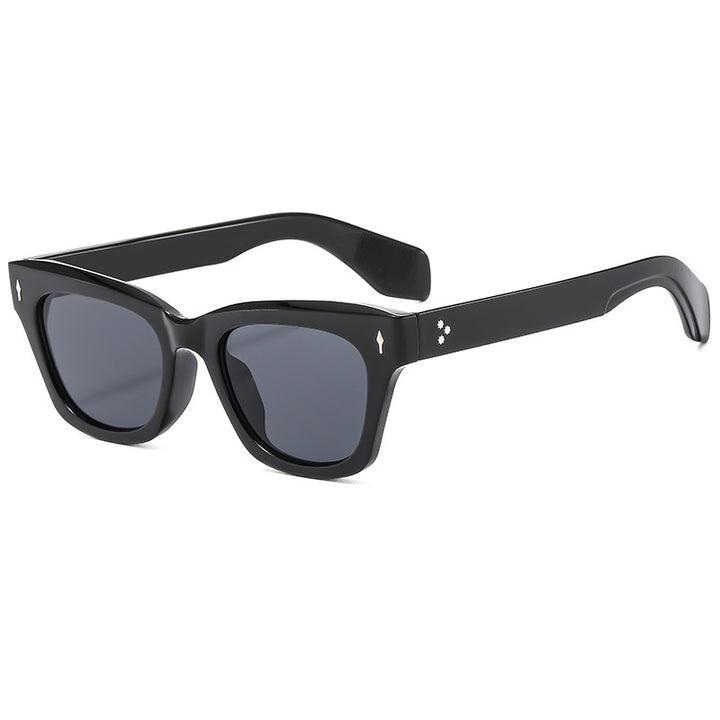 Women Cat-Eye Sunglasses with modern, transparent frame and UV protection Bowlift