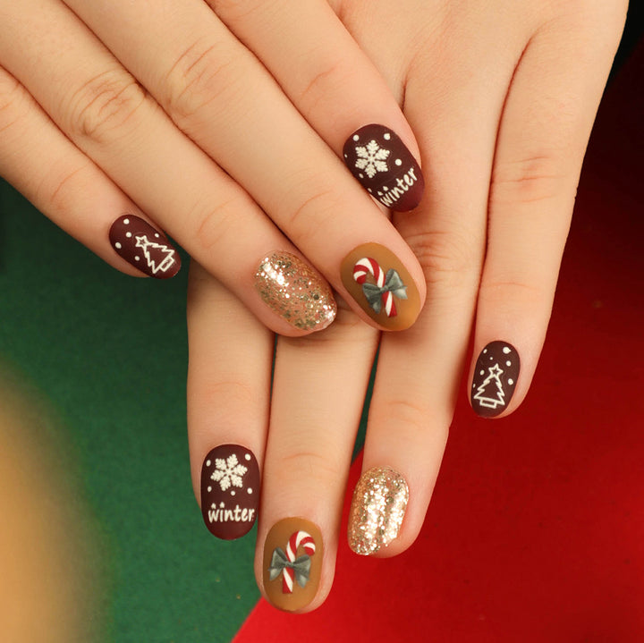 Sparkling winter nail extensions with festive designs Bowlift