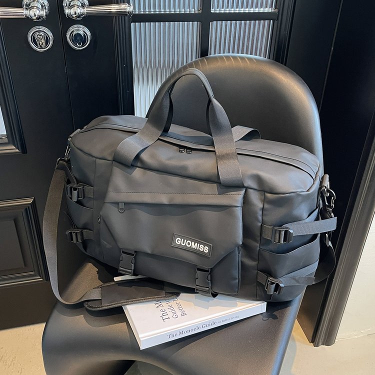 Multifunctional Sport And Travel Bag With Robust Design Bowlift