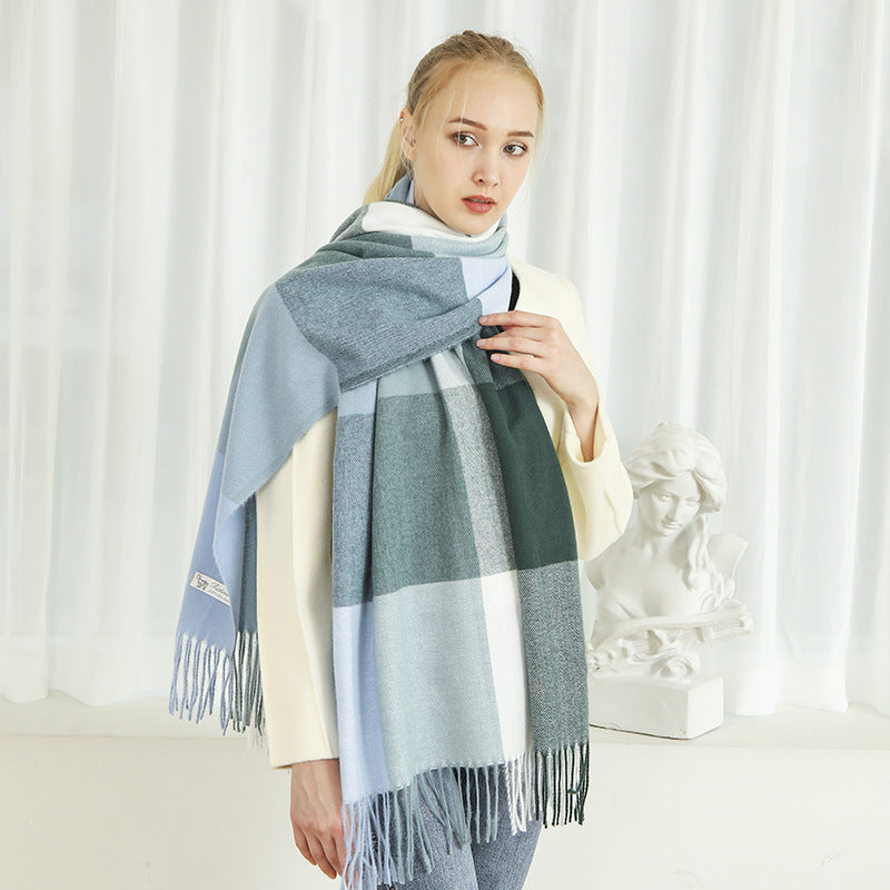 Ladies stylish patterned scarf Bowlift