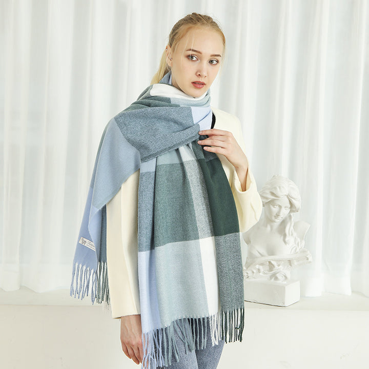 Ladies stylish patterned scarf Bowlift