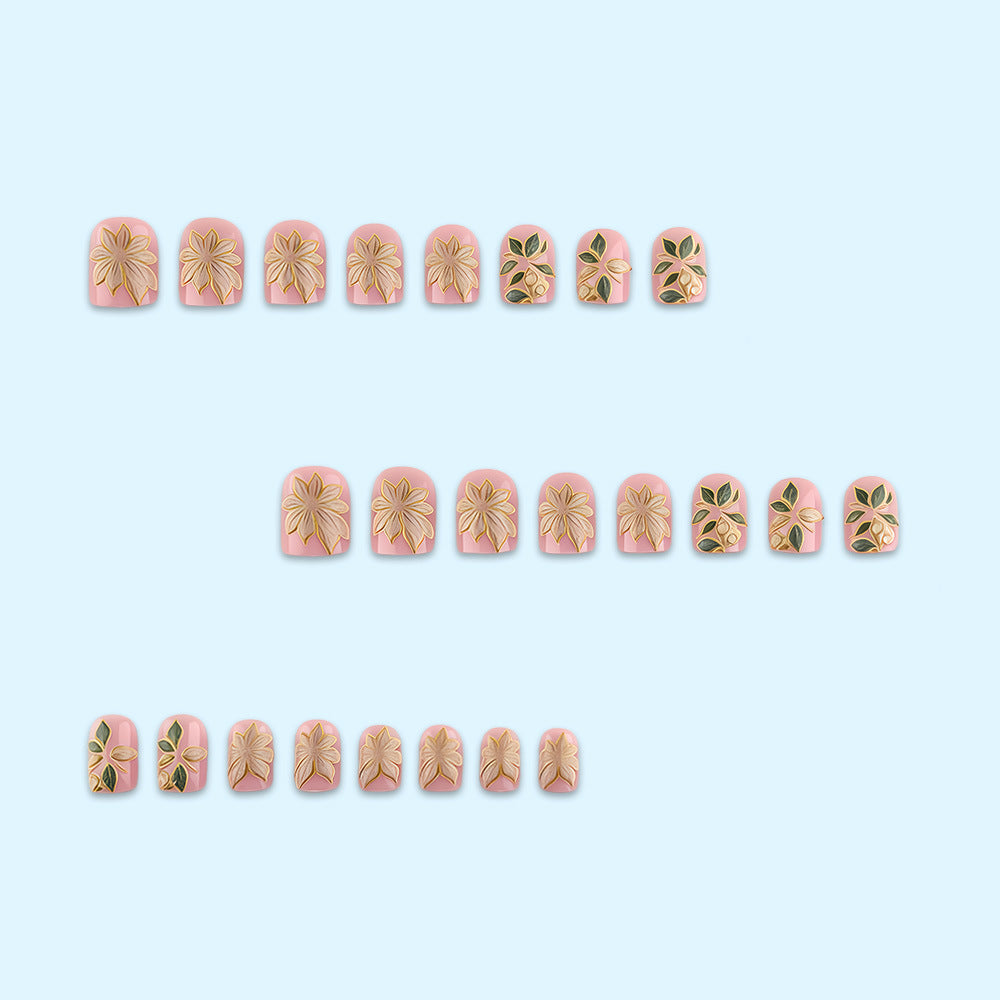 Artificial nails with romantic floral design Bowlift