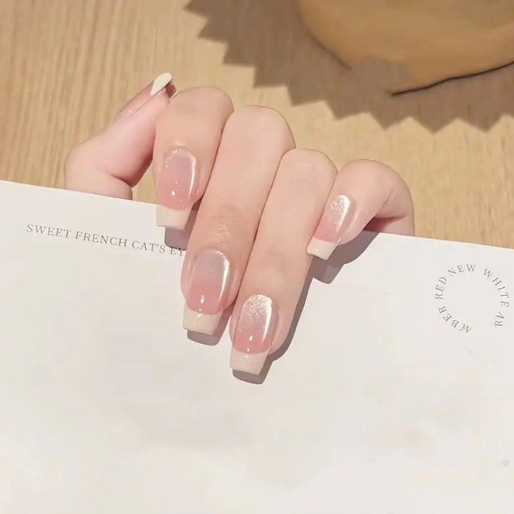 Artificial nails with elegant French tip design Bowlift