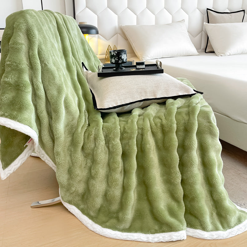 Plush Waffle-Textured Faux Fur Throw Blanket with Sherpa Backing Bowlift