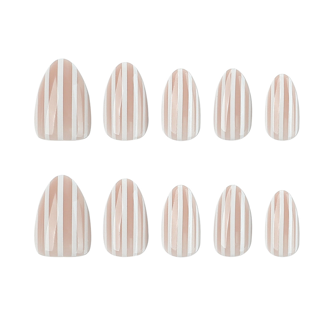 Stylish nail art with elegant stripe patterns Bowlift
