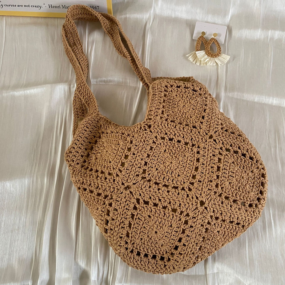 Handmade shoulder bag with floral motifs Bowlift