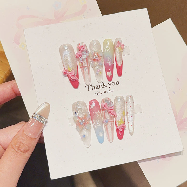 Artificial Nail Tips with Playful Design Bowlift