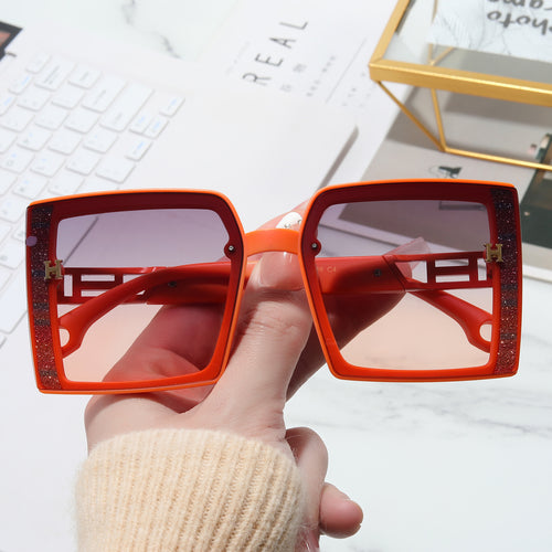 Women’s fashionable sunglasses with extravagant, rectangular frame Bowlift