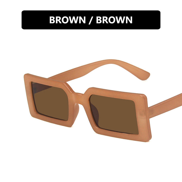 Women's square sunglasses with modern, wide frame and protective UV filter Bowlift
