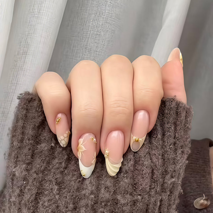 Elegant 3D Floral Nail Art Extensions Bowlift