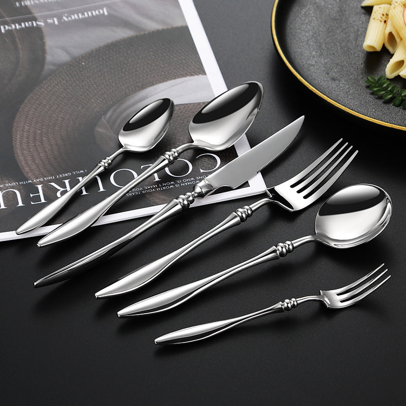 Elegant table knife with fine wave pattern Bowlift