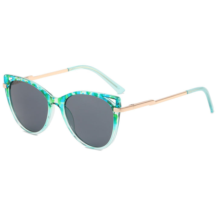 Ladies trendy cat-eye sunglasses with mirrored lenses Bowlift