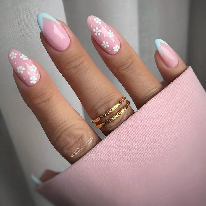 Glamorous Glittery Stiletto Press-On Nails Bowlift