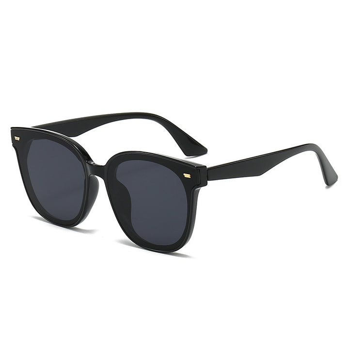 Trendy Angular Frame Sunglasses