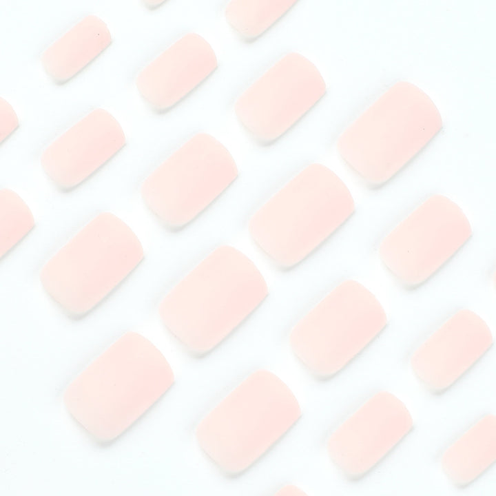 Artificial nails in elegant matte finish Bowlift