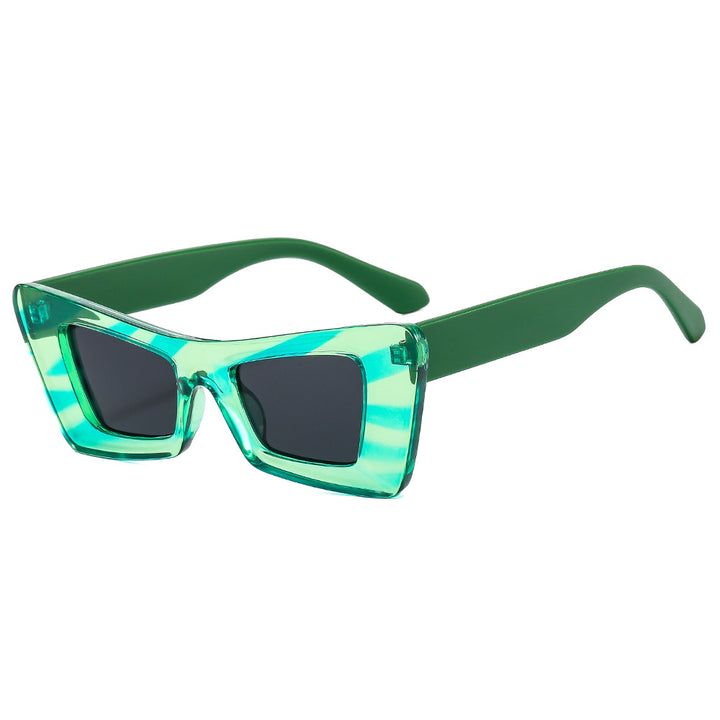 Ladies eye-catching designer sunglasses with modern prism frame Bowlift