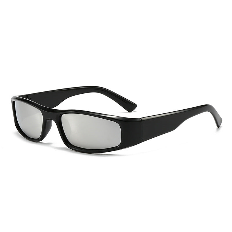 Women's sporty sunglasses with a sturdy frame Bowlift