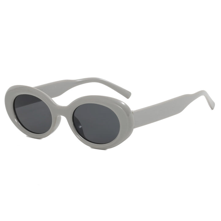 Ladies stylish sunglasses in extravagant leopard pattern Bowlift