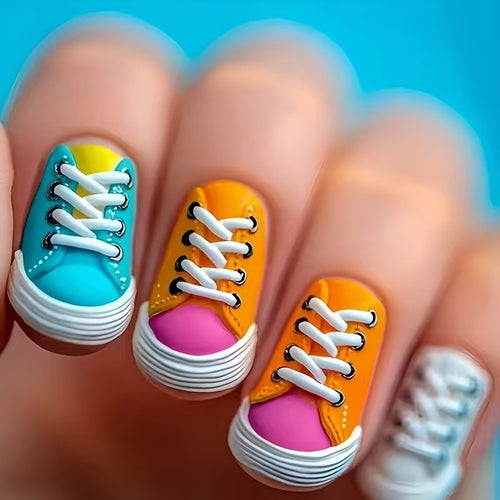 Artificial nails in sneaker design Bowlift