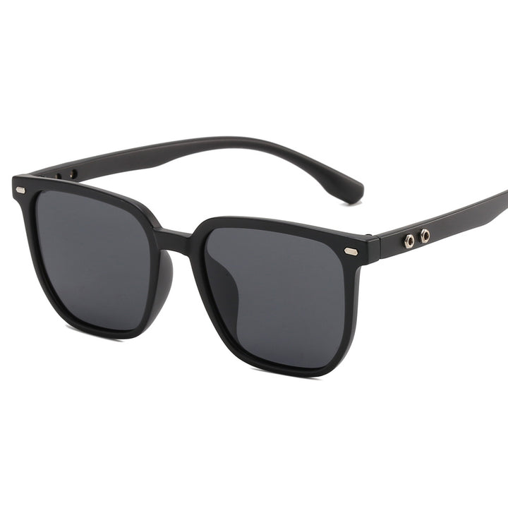 Women’s fashionable sunglasses in trendy tortoiseshell design Bowlift