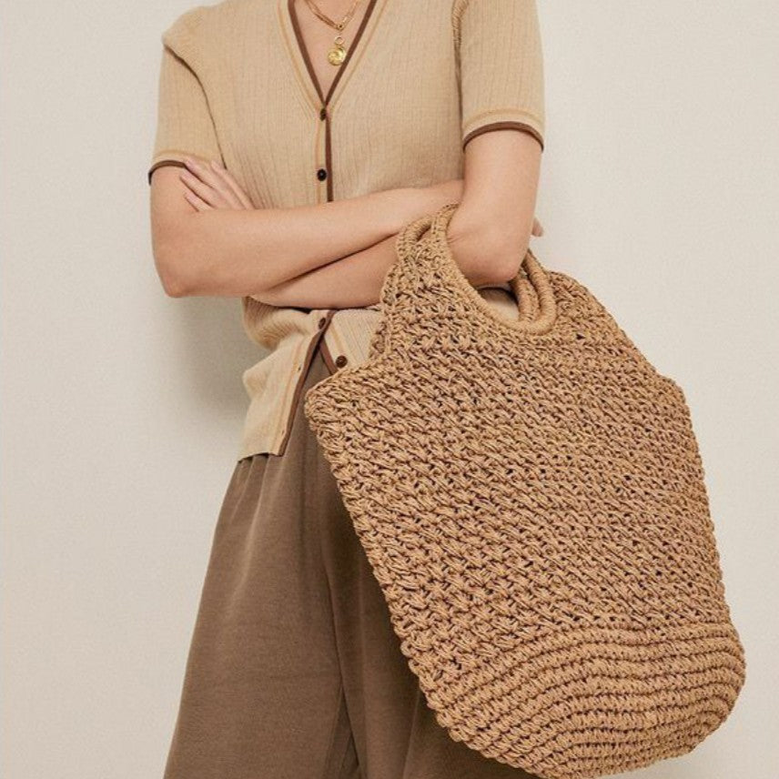 Hand-knotted tote bag with unique design Bowlift