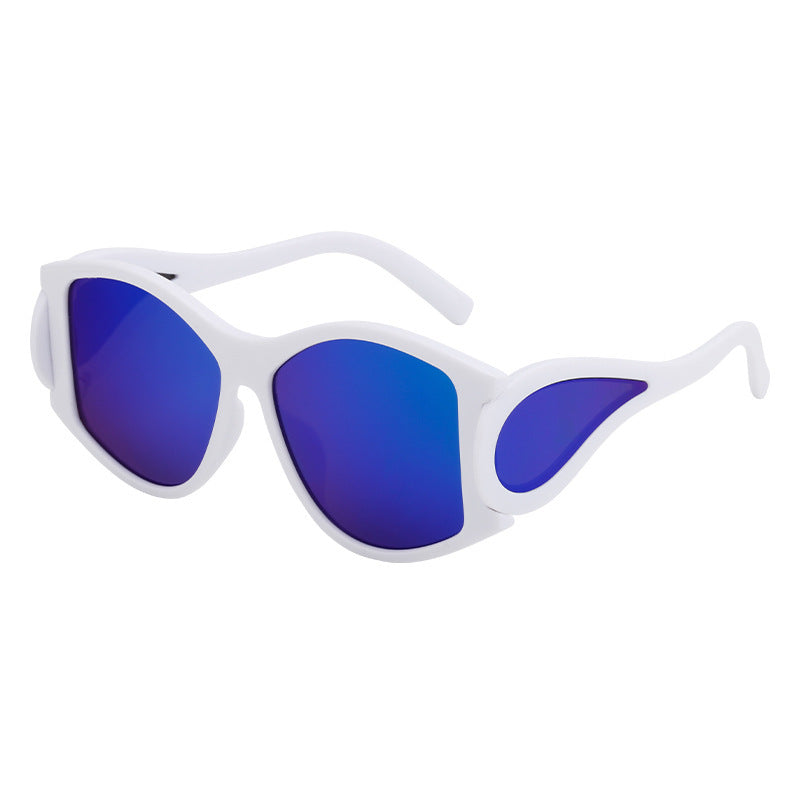 Ladies modern Cat-Eye sunglasses with unique frame and UV protection Bowlift