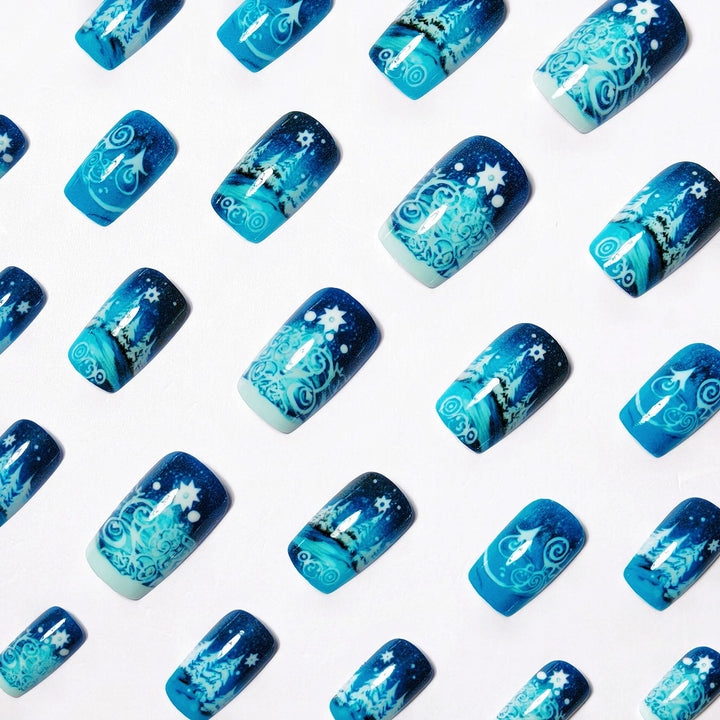 Artificial nails winter motif Bowlift