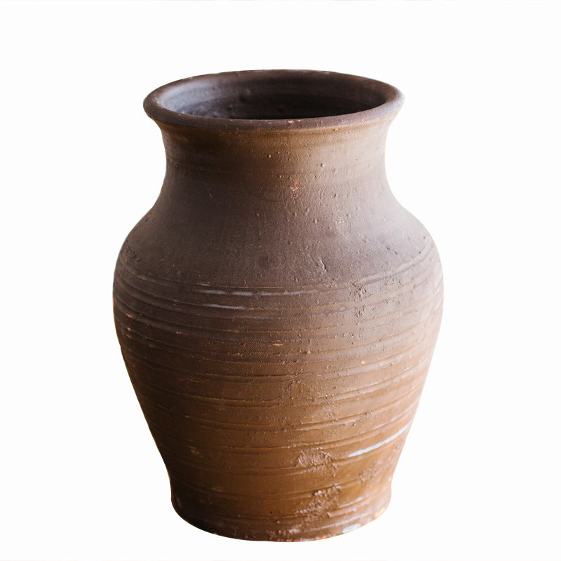 Rustic ceramic pot with handmade design Bowlift
