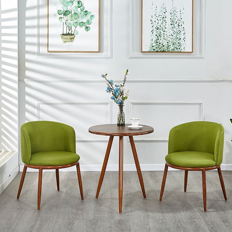 Polster chair with modern curves and comfortable seating surface Bowlift