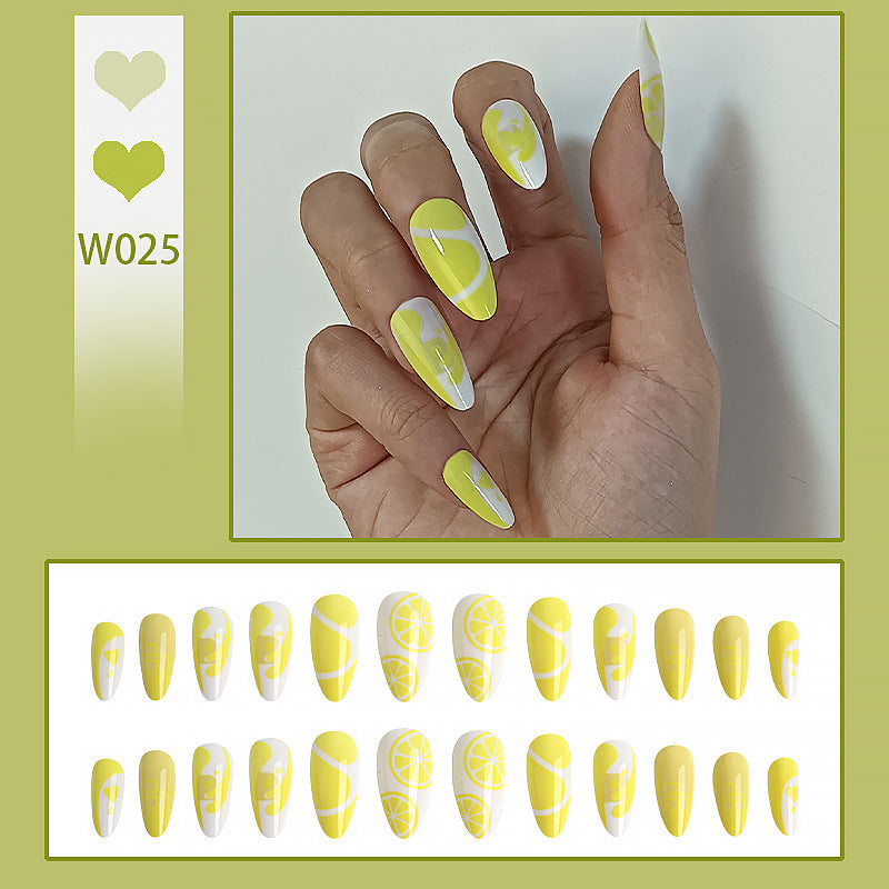 Artificial nails with fruity lime motif Bowlift