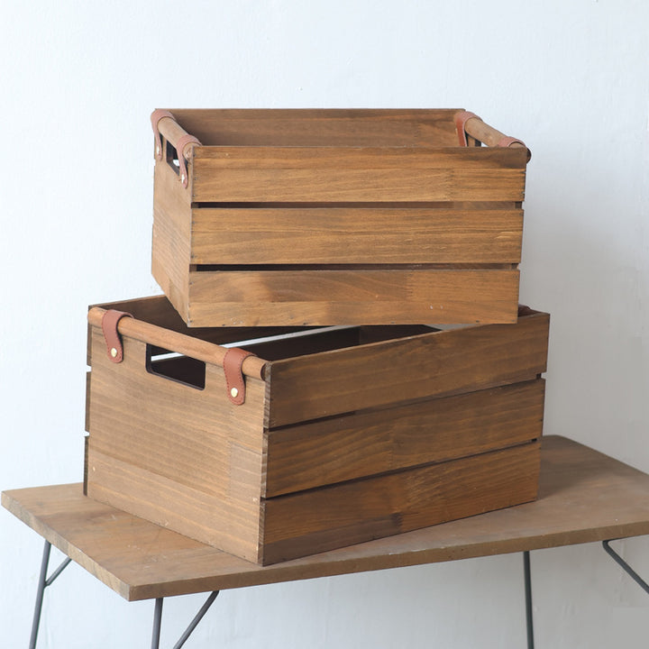 Elegant storage basket made of solid wood Bowlift