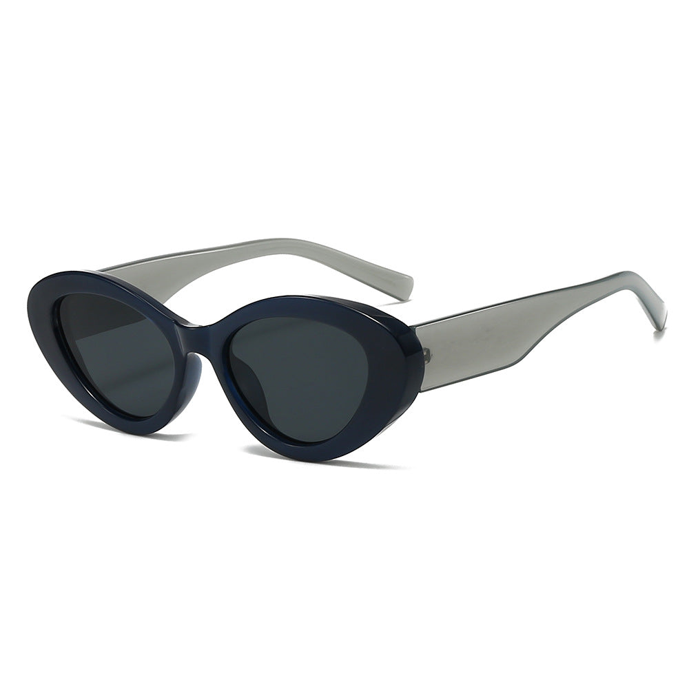 Women Elegant Sunglasses in Fashionable Design Bowlift