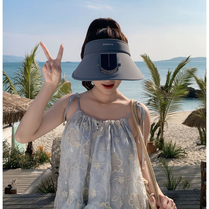 Adjustable sun visor for with integrated smartphone holder and UV protection Bowlift
