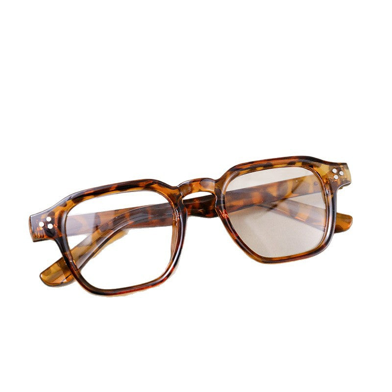 Women fashionable oversized glasses Bowlift