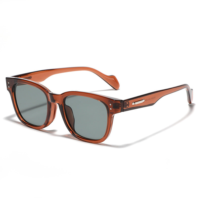 Women’s square sunglasses with a comfortable fit and stylish design Bowlift