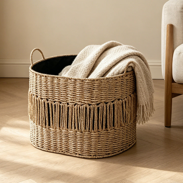 Storage basket with elegant fringe design Bowlift
