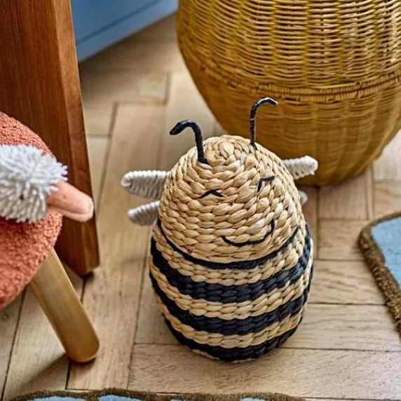 Handcrafted decoration basket made of natural materials Bowlift