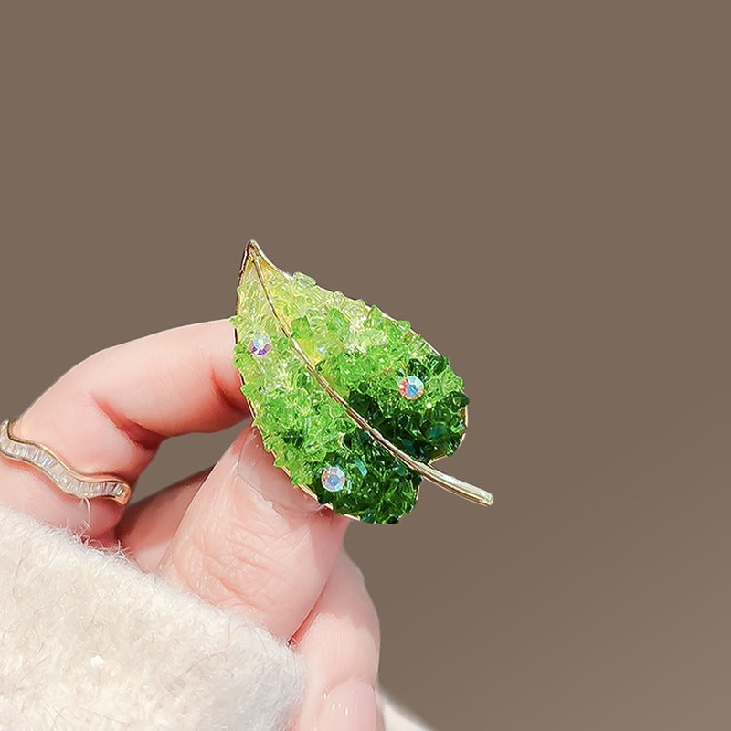 Elegant Leaf Brooch Bowlift