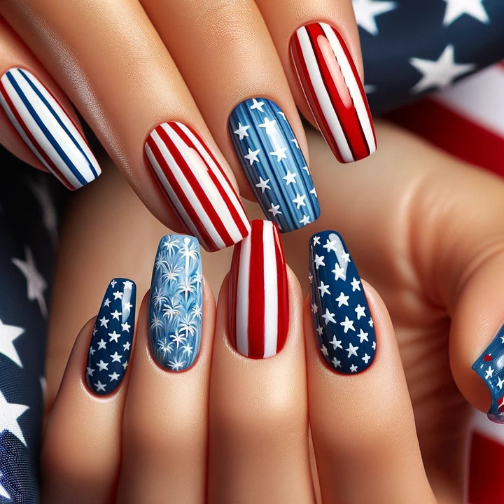 Artificial nails with patriotic designs Bowlift