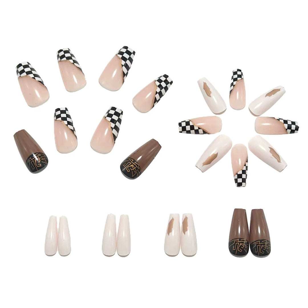 Artificial nails with modern geometric design Bowlift