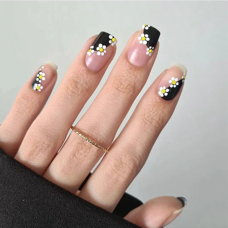 Artful Nail Art with Floral Pattern Bowlift