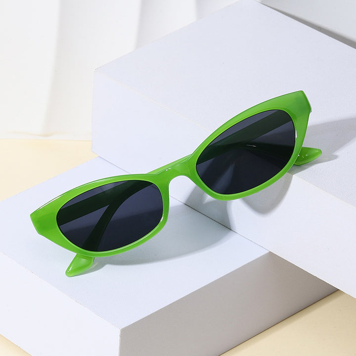 Ladies Cat-Eye Sunglasses with modern design and UV protection Bowlift