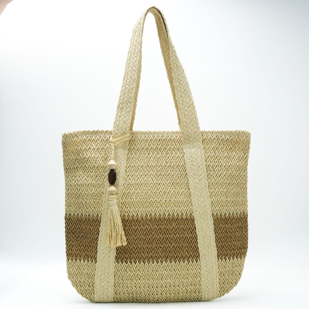 Generous shoulder bag made of natural material Bowlift