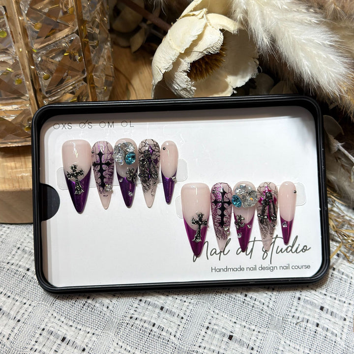 Artistic Stiletto Press-On Nail Set with Unique Floral and Gemstone Accents Bowlift
