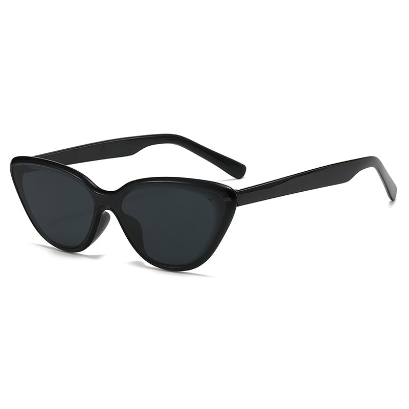 Elegant Cat-Eye Sunglasses